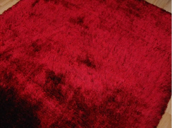 Picture of Red Shaggy Carpet - 160 x 230 Cm