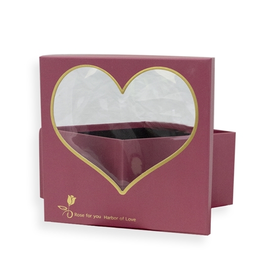 صورة صندوق هدية باللون الأحمر بغطاء شفاف  قياس 30 × 20 سم