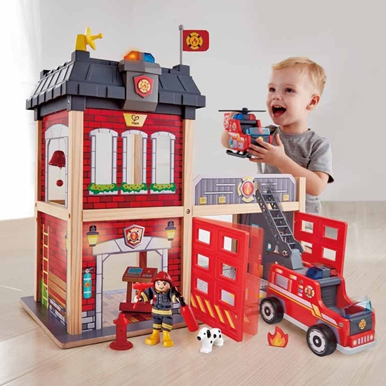 Picture of Hape - Fire Station - 59.94 x 29.97 x 47.75 Cm