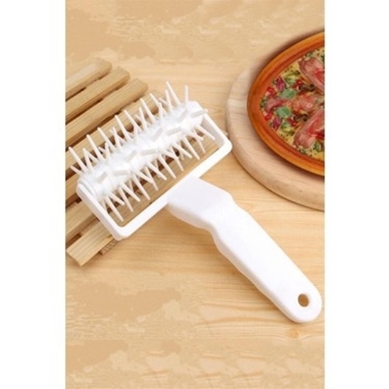 Picture of Baroness - Rolling Dough Puncher - 20 x 11.5 x 6 Cm